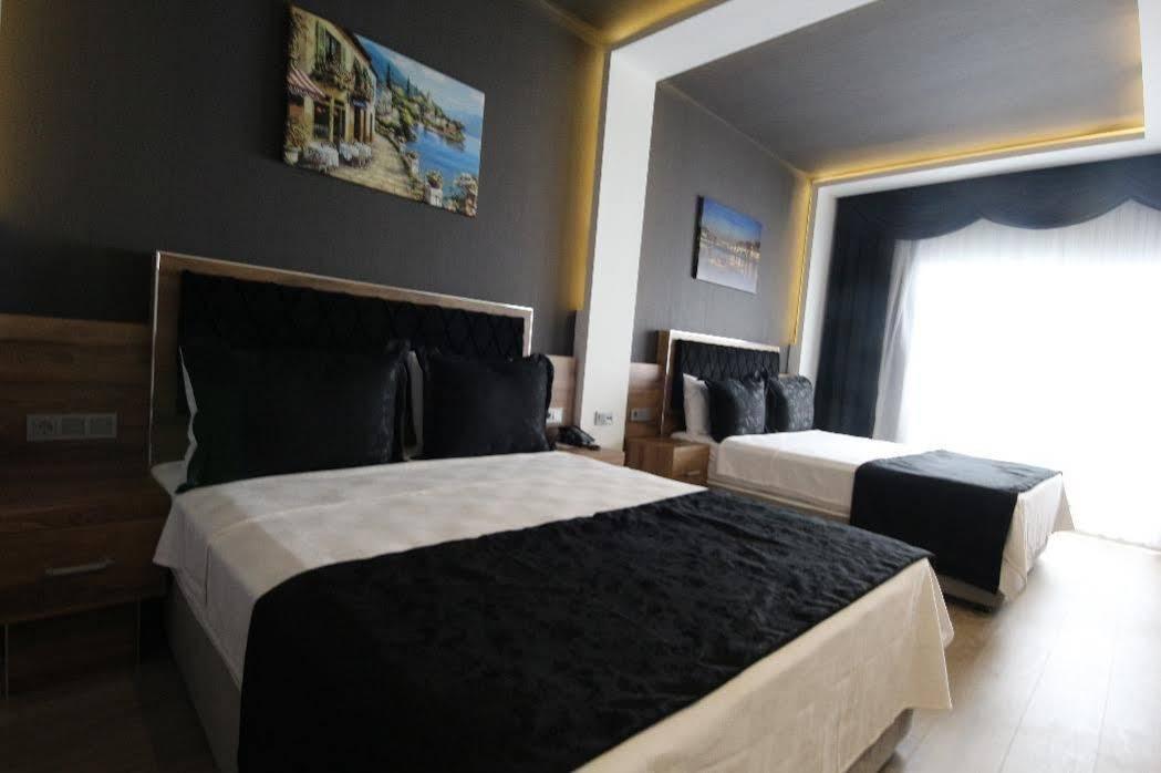 Rose Bay Hotel มานิซา ภายนอก รูปภาพ